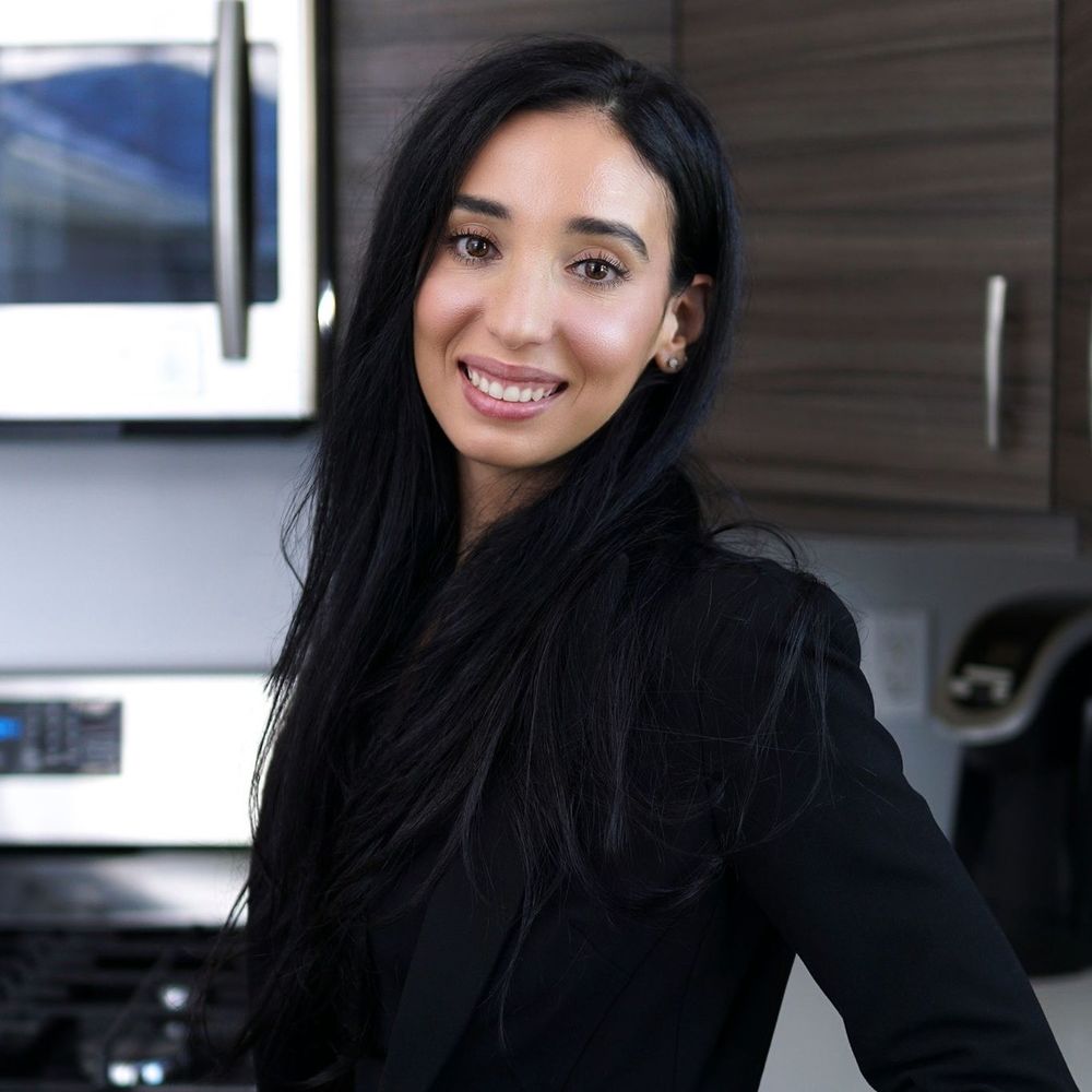 Meet your Posher, Gabriella